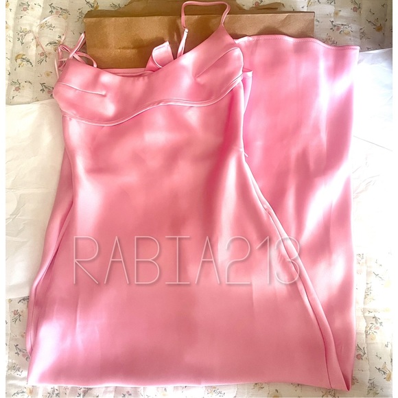 LAST 1!🔥ZARA SATIN EFFECT CUT OUT DRESS - Picture 17 of 17